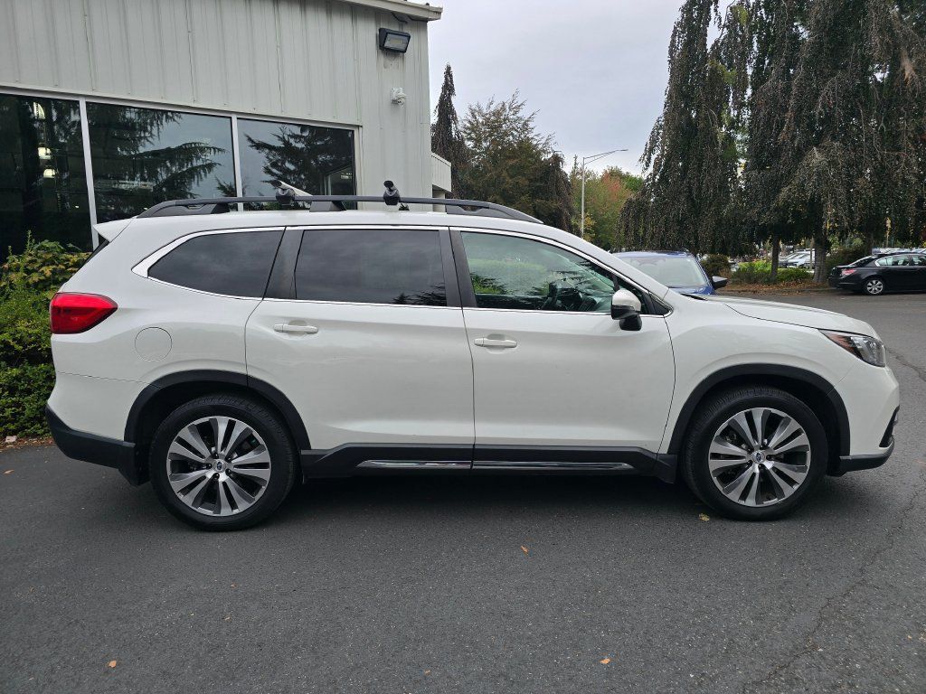 Used 2020 Subaru Ascent Limited w/ Popular Package #4 AWD/4WD image 3