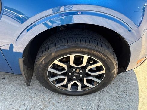 Used 2023 Ford Maverick Lariat FWD image 2