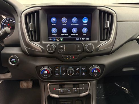 Used 2024 GMC Terrain AT4 AWD/4WD image 14