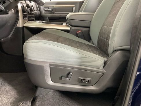 Used 2018 RAM 1500 Big Horn image 30