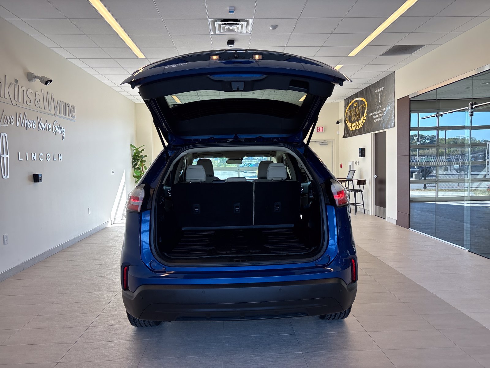 Certified 2021 Ford Edge SE FWD image 10