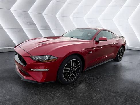 Used 2020 Ford Mustang GT Premium image 3