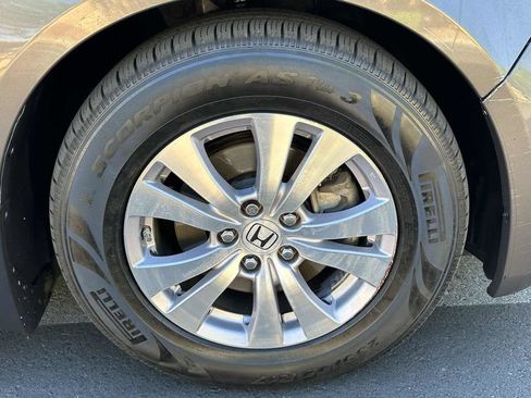 Used 2016 Honda Odyssey EX-L image 59