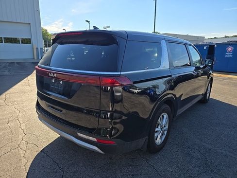 Used 2024 Kia Carnival LX FWD image 8