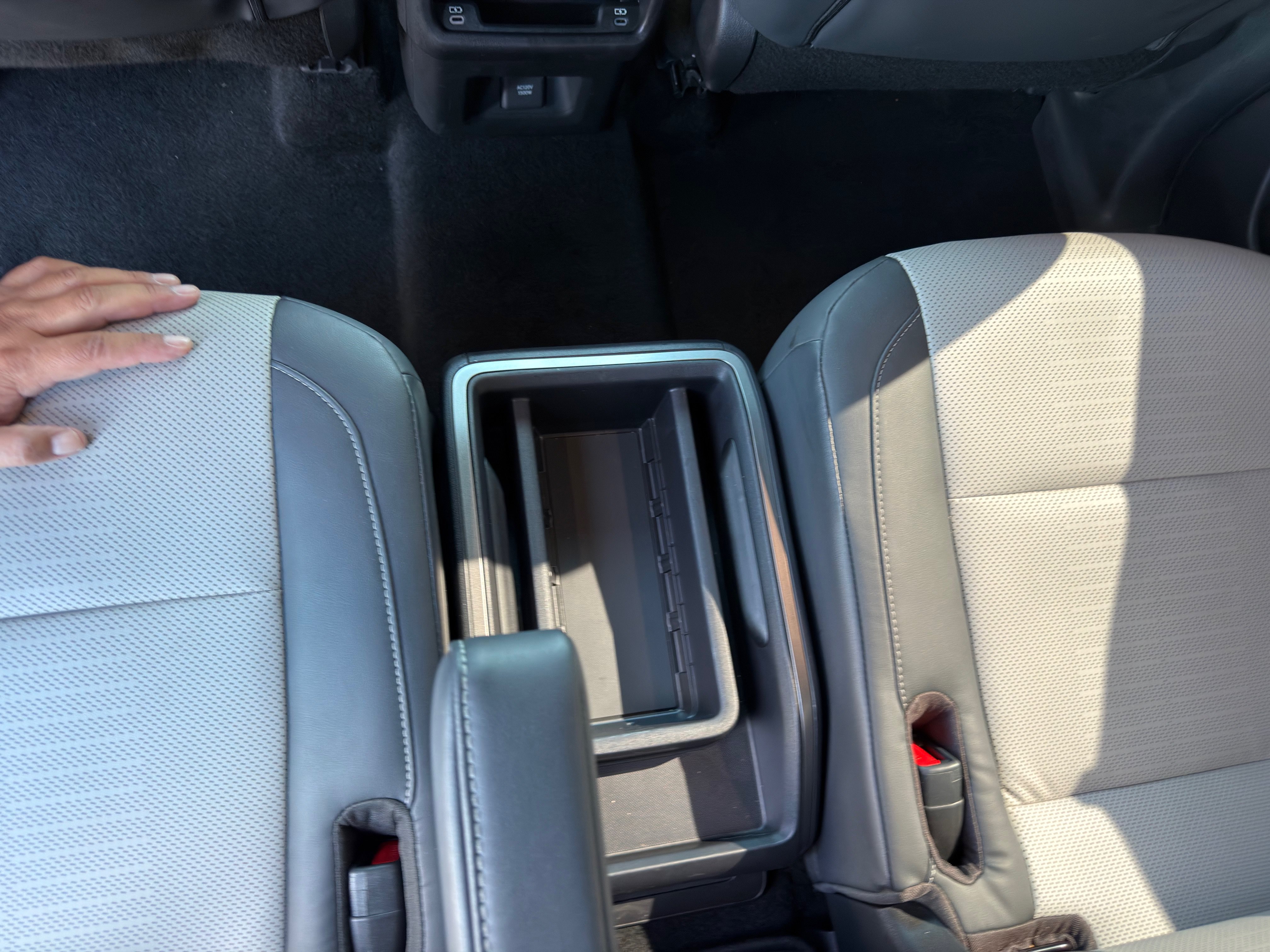 Used 2025 Lexus TX 500h AWD w/ Technology Package image 24