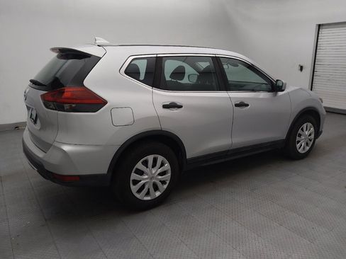 Used 2020 Nissan Rogue S FWD image 10