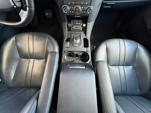Used 2016 Land Rover LR4 HSE AWD/4WD image 50