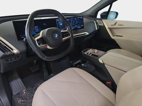 Used 2024 BMW iX xDrive50 w/ Premium Package AWD/4WD image 19