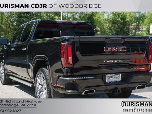 Used 2024 GMC Sierra 1500 Denali AWD/4WD image 6