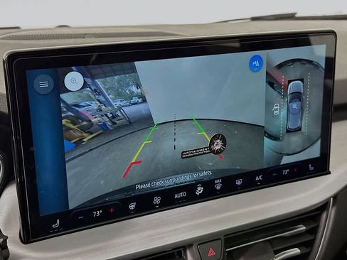 New 2025 Ford Escape SE w/ PHEV Premium Package image 28