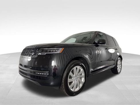 Used 2025 Land Rover Range Rover SE image 2