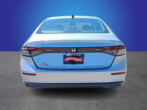 Used 2025 Honda Accord SE image 5