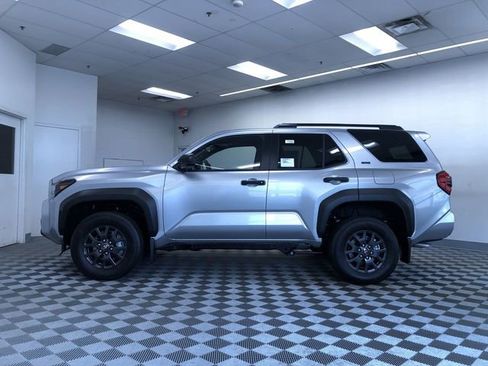 New 2026 Toyota 4Runner SR5 RWD image 11