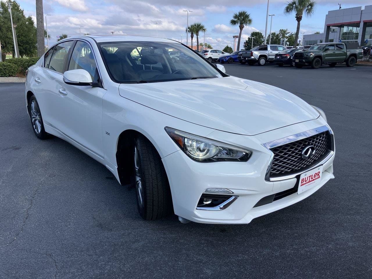 Used 2019 INFINITI Q50 Luxe w/ Essential Package (3.0T Luxe) AWD/4WD image 7