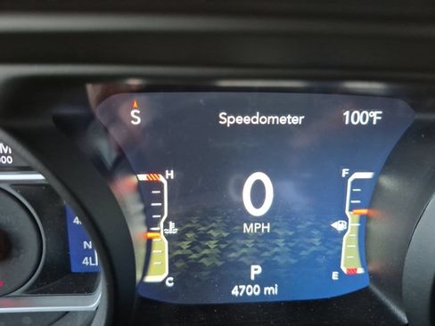 Used 2025 Jeep Gladiator Sport AWD/4WD image 14