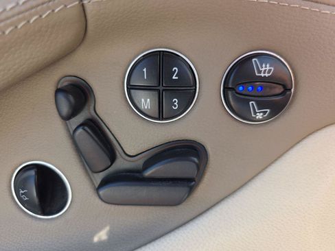 Used 2007 Mercedes-Benz SL 550 image 7