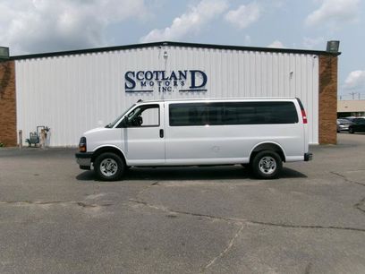 Used 2025 Chevrolet Express 3500 LT w/ LT Preferred Equipment Group