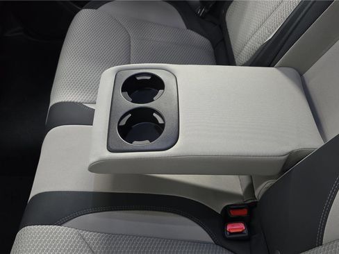 Used 2023 Subaru Forester Premium image 19