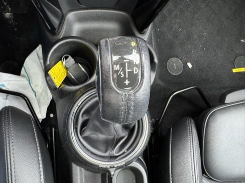 Used 2015 MINI Cooper S image 21