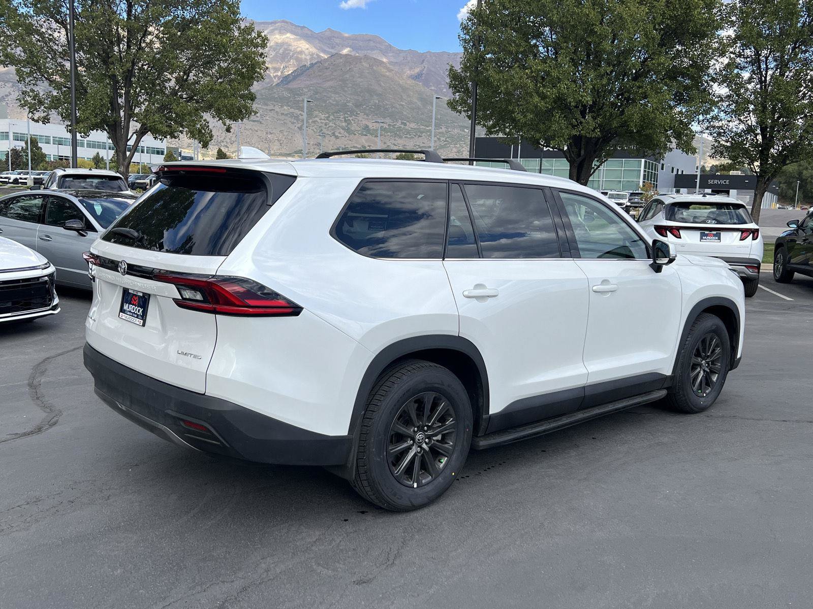 Used 2025 Toyota Grand Highlander AWD Hybrid image 16