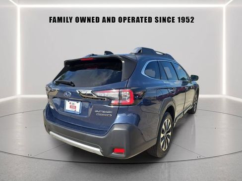 Used 2023 Subaru Outback Touring XT AWD/4WD image 4