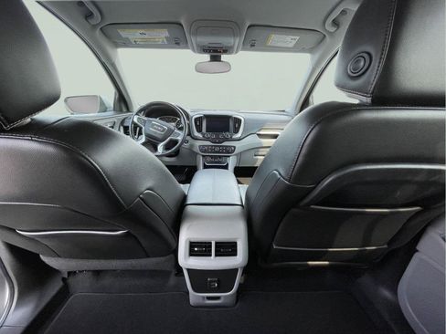 Used 2019 GMC Terrain SLT w/ Preferred Package AWD/4WD image 15