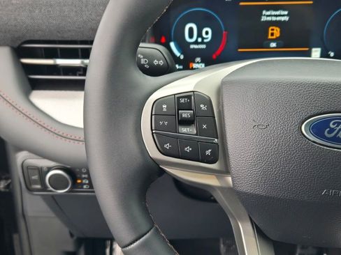 New 2026 Ford Explorer Active image 32