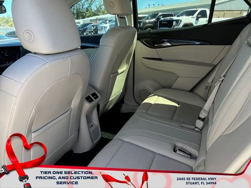 Used 2023 Buick Envision Essence image 12