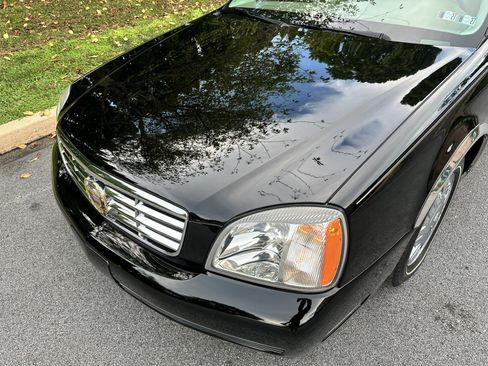 Used 2005 Cadillac De Ville w/ Limited Edition Package FWD image 79