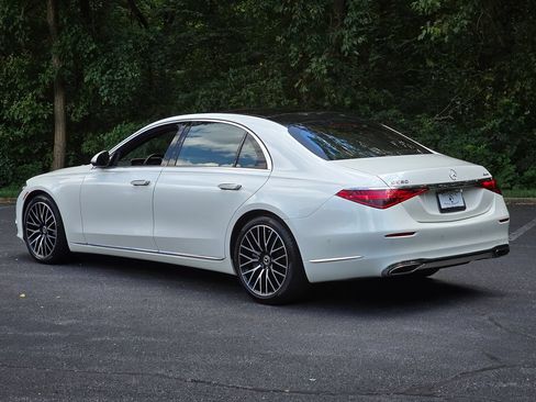 Used 2023 Mercedes-Benz S 580 4MATIC Sedan image 4
