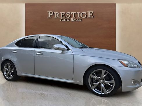Used 2009 Lexus IS 250 RWD image 3