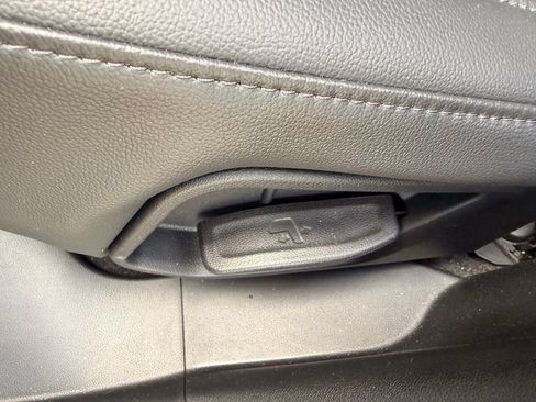 Used 2025 Hyundai Tucson SEL AWD/4WD image 35