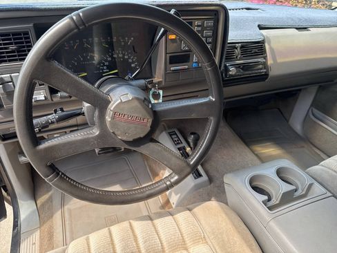 Used 1992 Chevrolet Silverado 2500 4x4 Extended Cab image 17