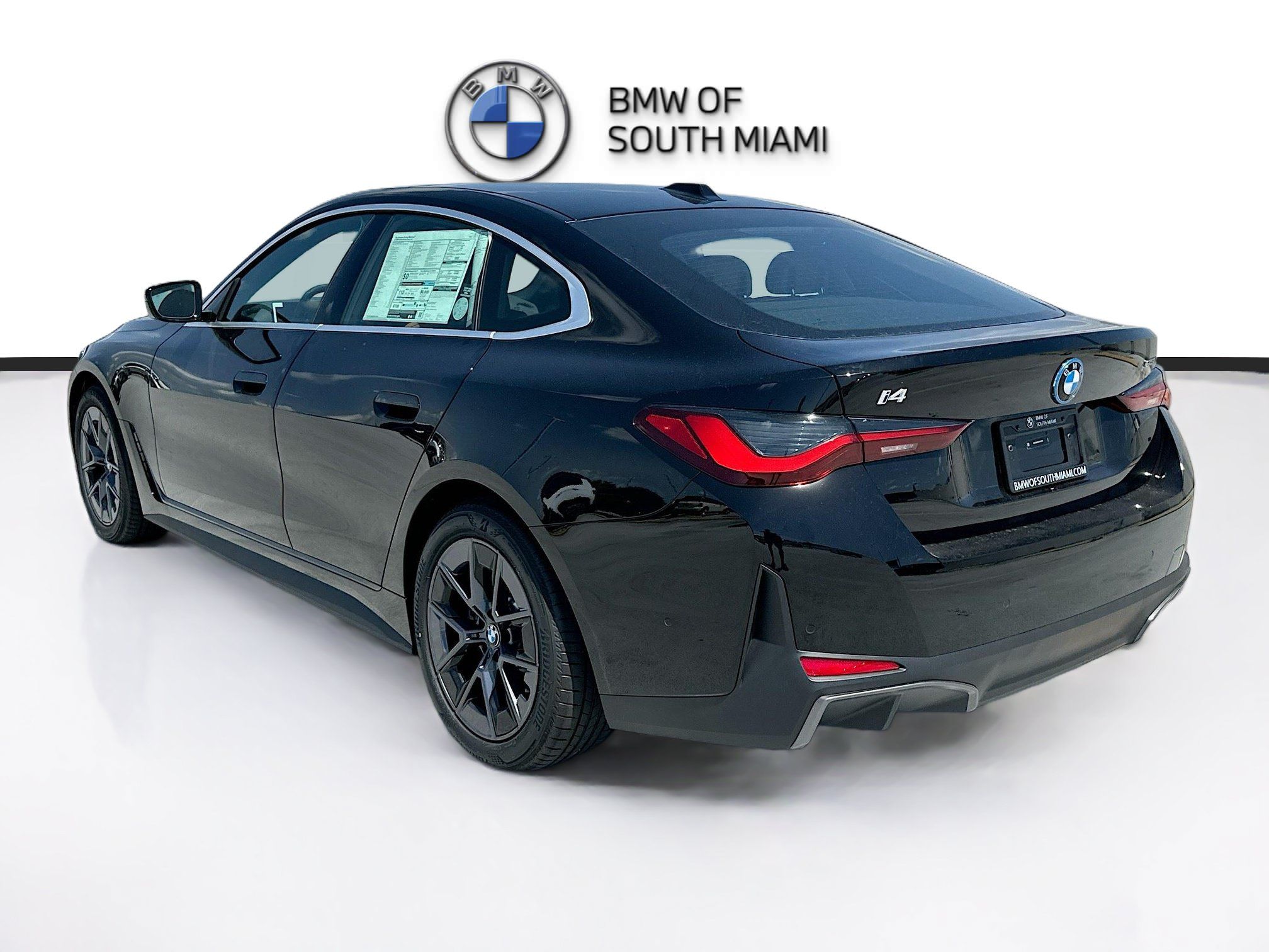 Certified 2025 BMW i4 eDrive40 w/ Parking Assistance Package RWD image 5