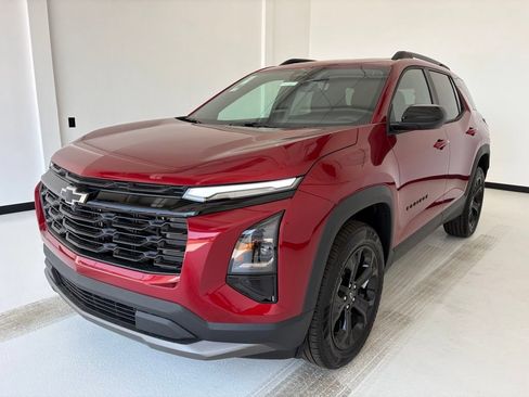 New 2027 Chevrolet Equinox LT w/ Convenience Package II FWD image 17