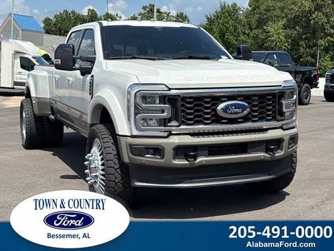 Used 2026 Ford F450 King Ranch w/ FX4 Off-Road Package AWD/4WD image 1
