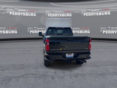 Used 2021 Chevrolet Silverado 2500 LTZ w/ Carhartt Edition AWD/4WD image 7