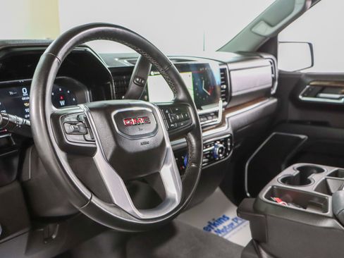 Used 2023 GMC Sierra 1500 Elevation image 24