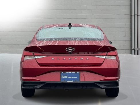 Used 2023 Hyundai Elantra SEL w/ Cargo Package FWD image 7