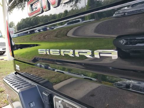 Used 2024 GMC Sierra 1500 SLT w/ SLT Premium Plus Package RWD image 7