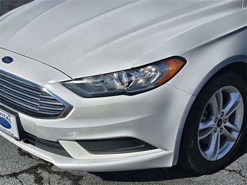 Used 2018 Ford Fusion S image 10