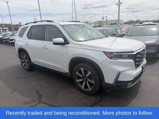 Used 2023 Honda Pilot Touring video 1