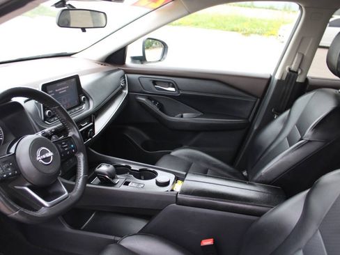 Used 2023 Nissan Rogue SV w/ SV Premium Package AWD/4WD image 19