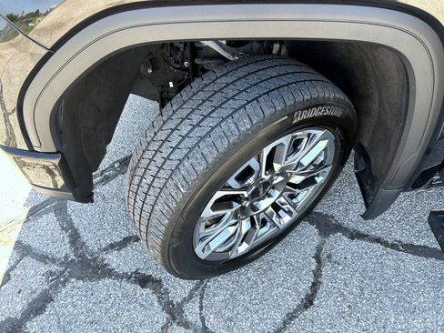 Used 2024 GMC Sierra 1500 Denali Ultimate AWD/4WD image 23