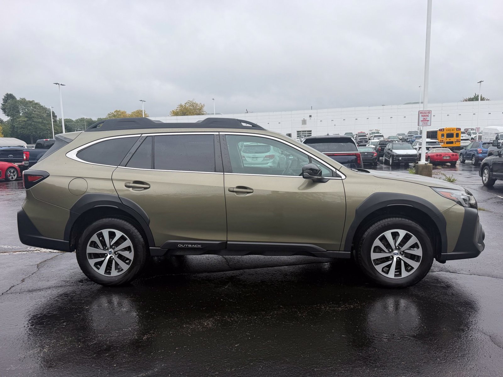Certified 2024 Subaru Outback Premium w/ Popular Package #1A AWD/4WD image 5