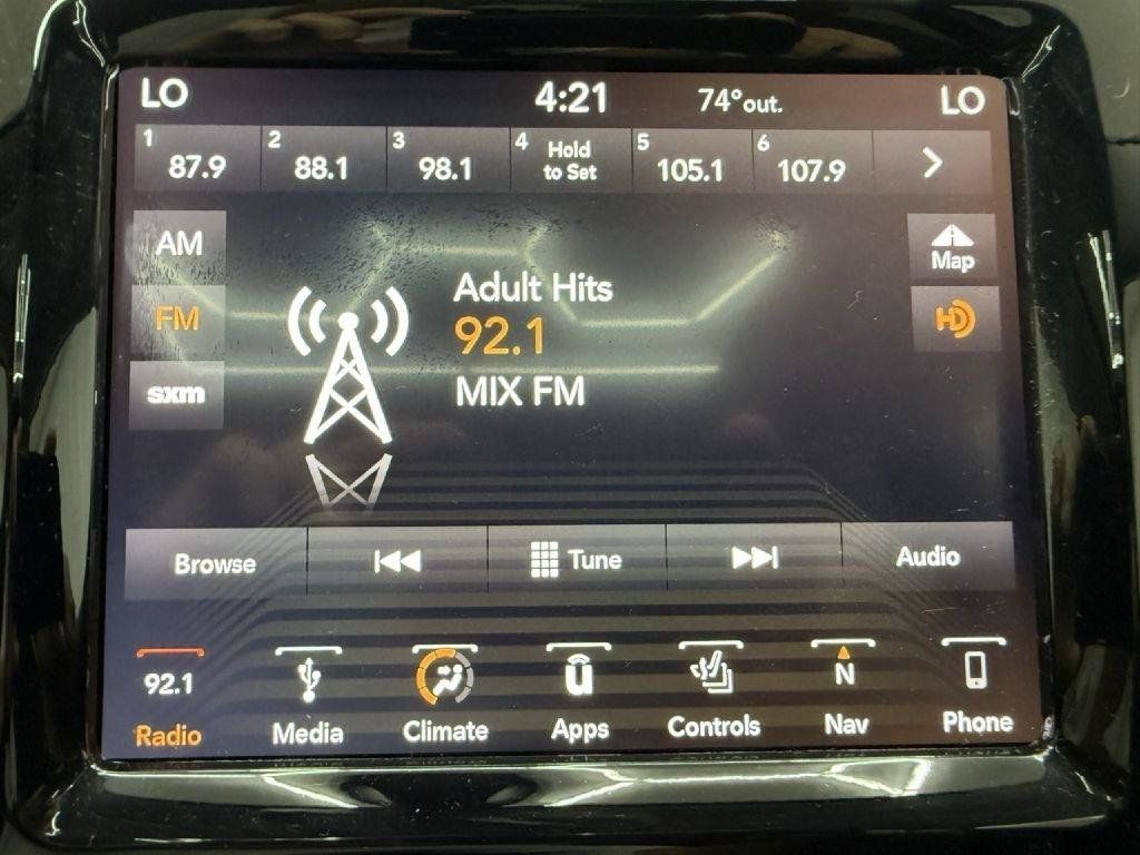 Used 2019 Jeep Cherokee Limited AWD/4WD image 17