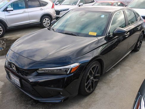 Certified 2023 Honda Civic Sport Touring image 2