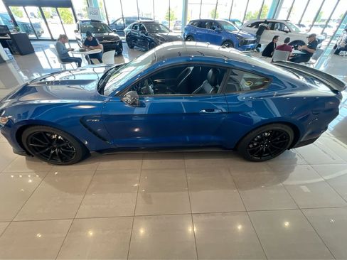 Used 2017 Ford Mustang Shelby GT350 image 6