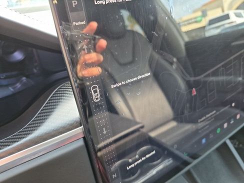 Used 2022 Tesla Model X Plaid AWD/4WD image 12