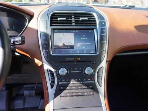 Used 2019 Lincoln Nautilus Black Label image 29